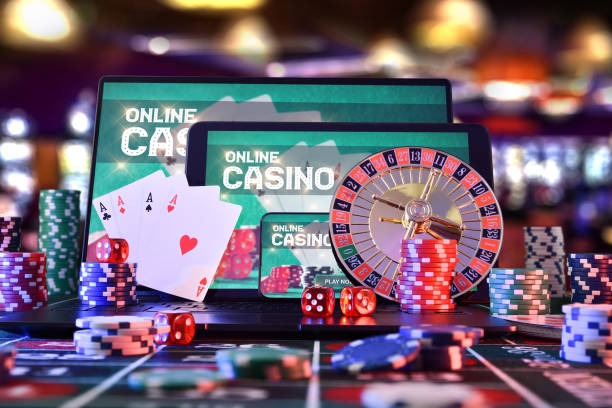 Card game interface and dealer interaction on telolet4d
